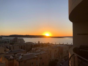 Sunset and Seaview Holiday Apt